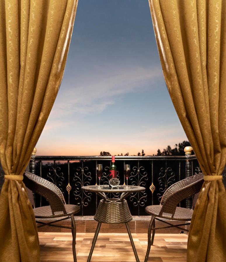 Shivanya Palace ماهاباليشوار المظهر الخارجي الصورة