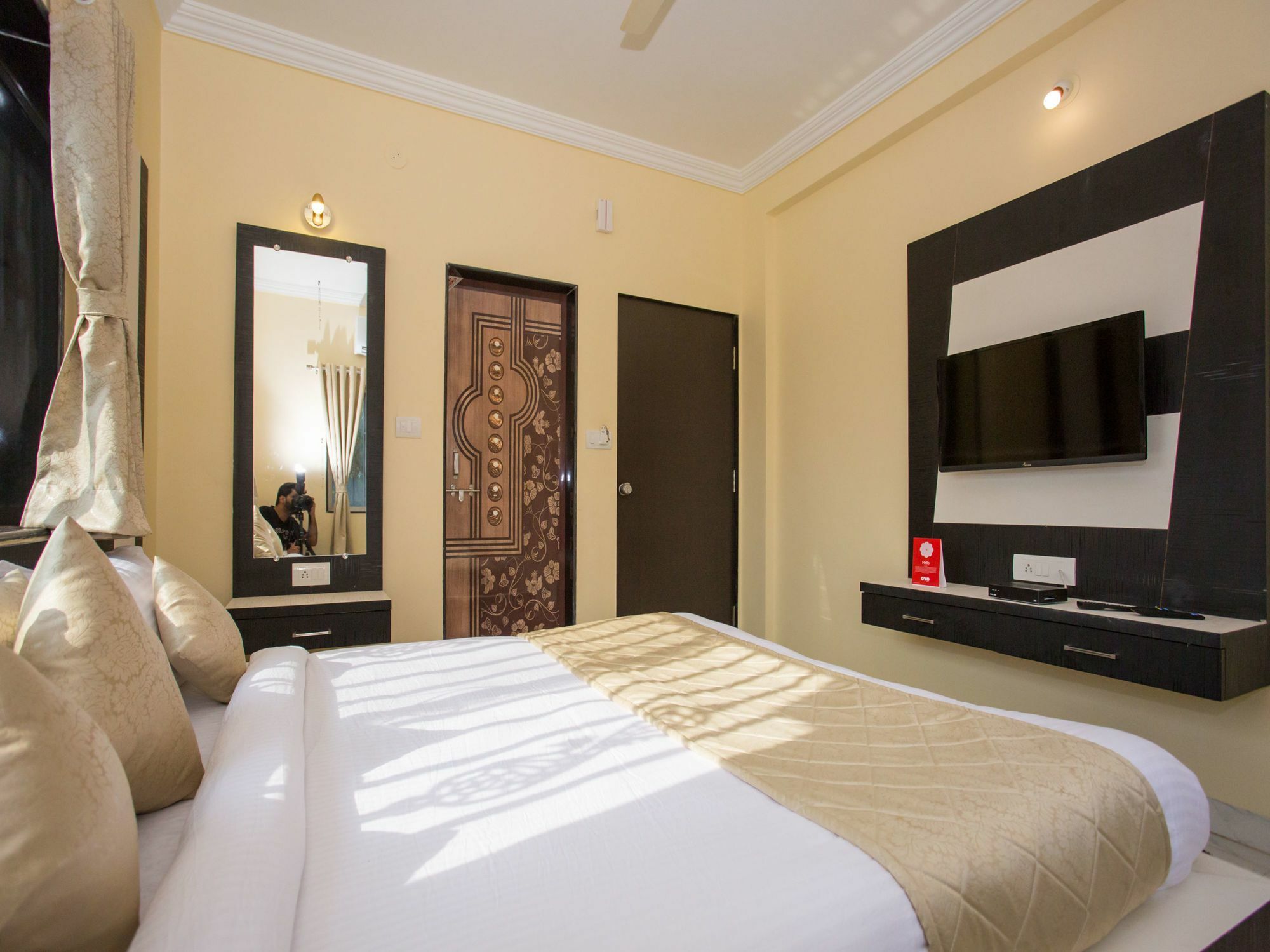 Shivanya Palace ماهاباليشوار المظهر الخارجي الصورة