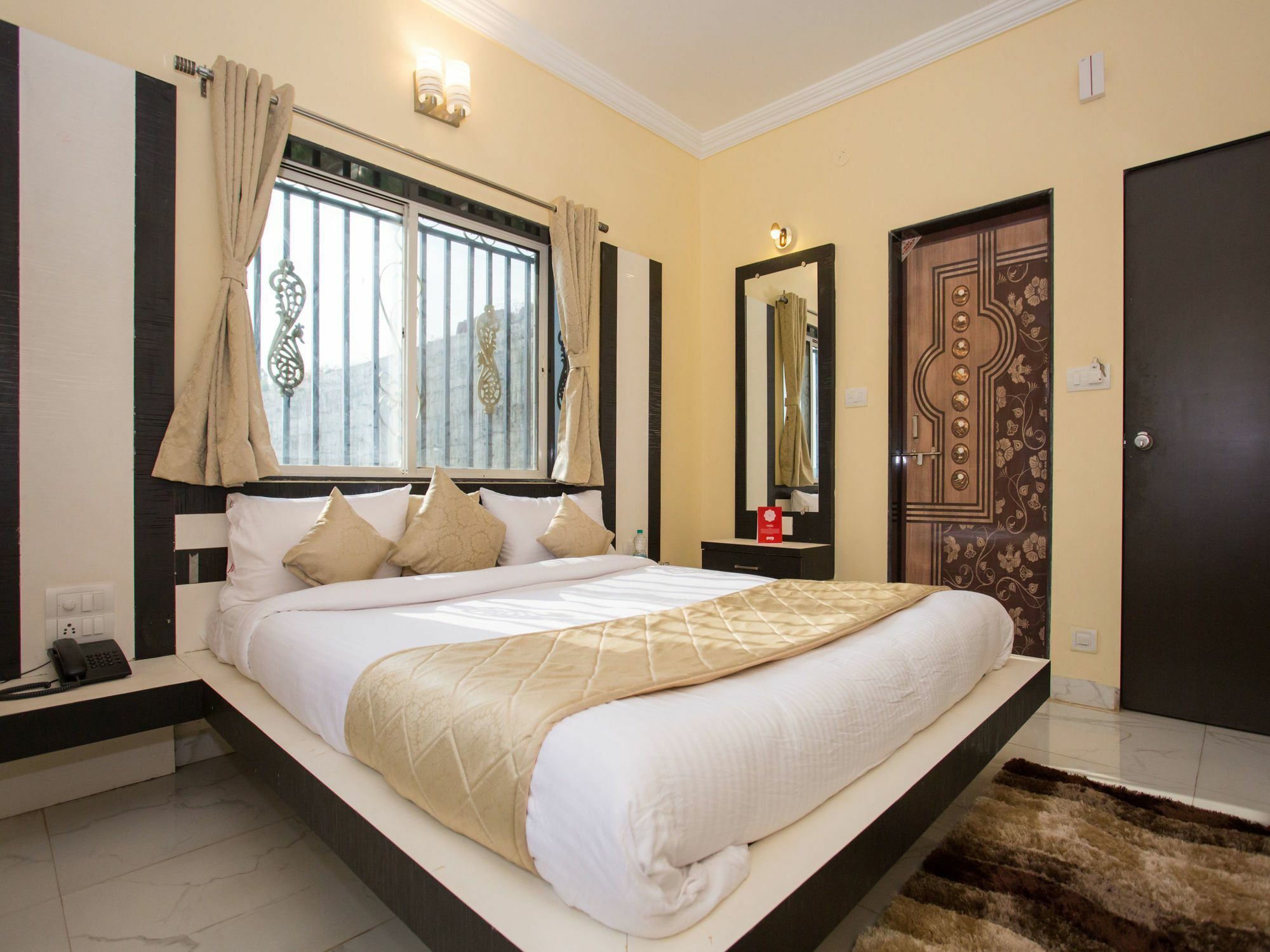 Shivanya Palace ماهاباليشوار المظهر الخارجي الصورة